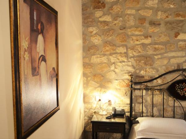Hagiati Guesthouse : photo 7 de la chambre chambre double