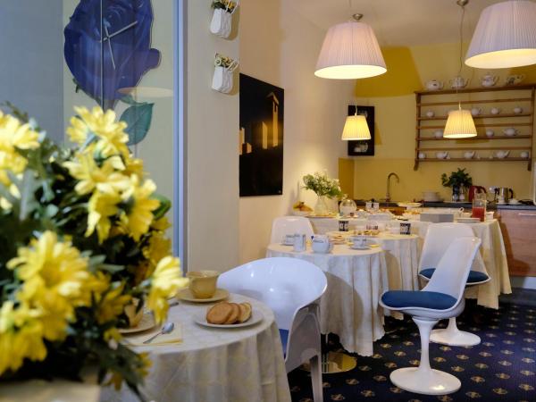 My Hotel Milano : photo 1 de la chambre chambre simple avec salle de bains commune