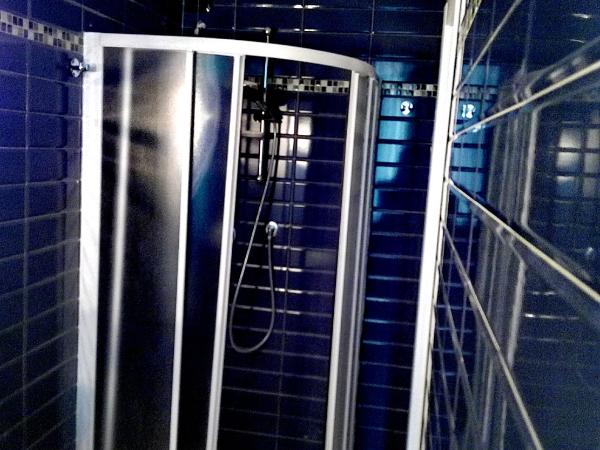 B&B Borfuro : photo 3 de la chambre chambre simple avec salle de bains extérieure privative