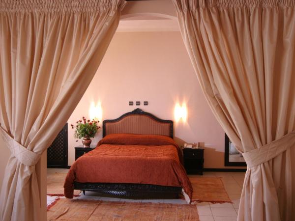 Hotel Chellah : photo 4 de la chambre chambre lits jumeaux