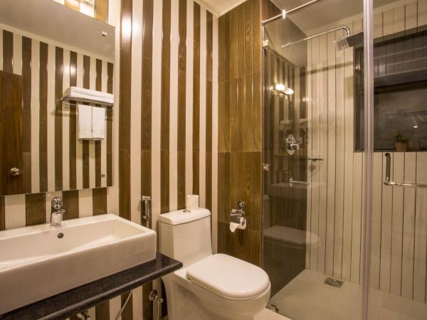 Yatri Suites and Spa : photo 6 de la chambre super deluxe room - free airport pickup or drop, 15% off on food & beverage, 20% off on spa