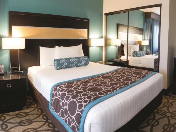 La Quinta by Wyndham San Diego Mission Bay : photo 3 de la chambre chambre lit queen-size