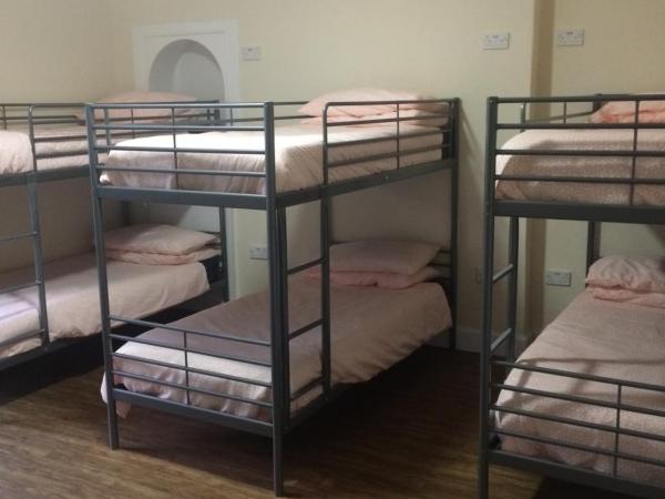 Edinburgh West Side Hostel : photo 3 de la chambre lit dans dortoir mixte de 8 lits 