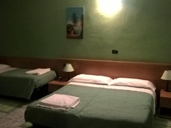Hotel Del Sole : photo 3 de la chambre chambre triple