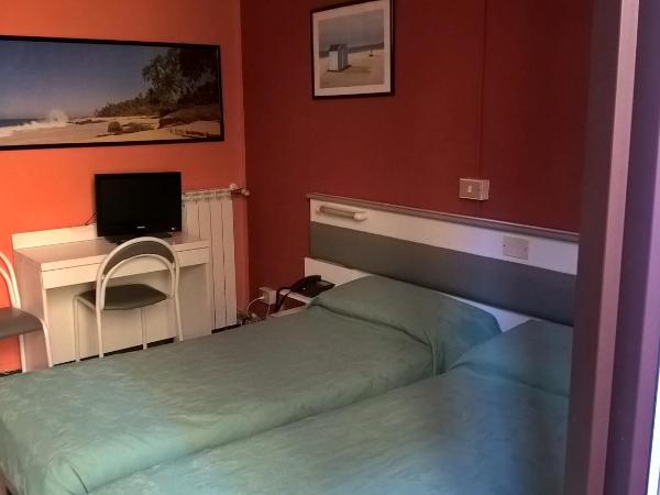 Hotel Del Sole : photo 3 de la chambre chambre double ou lits jumeaux
