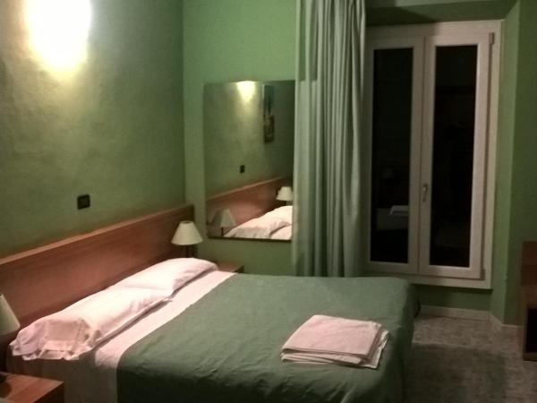 Hotel Del Sole : photo 4 de la chambre chambre quadruple