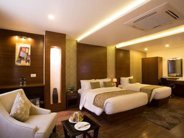 Yatri Suites and Spa : photo 5 de la chambre super deluxe room - free airport pickup or drop, 15% off on food & beverage, 20% off on spa