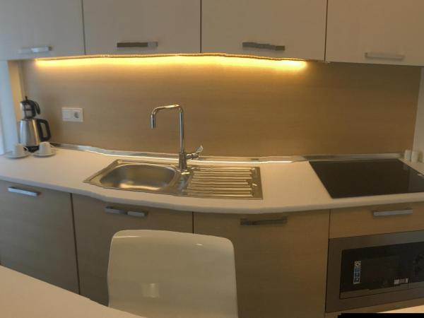 Boutique Suite Mim-A : photo 10 de la chambre appartement avec vue sur la montagne