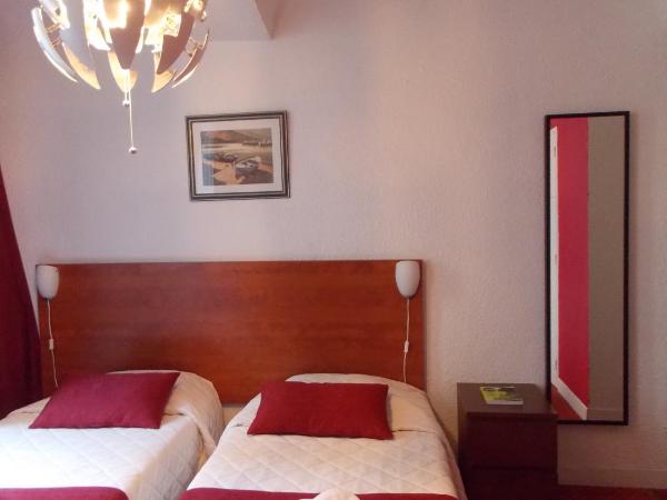 Hôtel Le Chambellan : photo 6 de la chambre chambre lits jumeaux supérieure