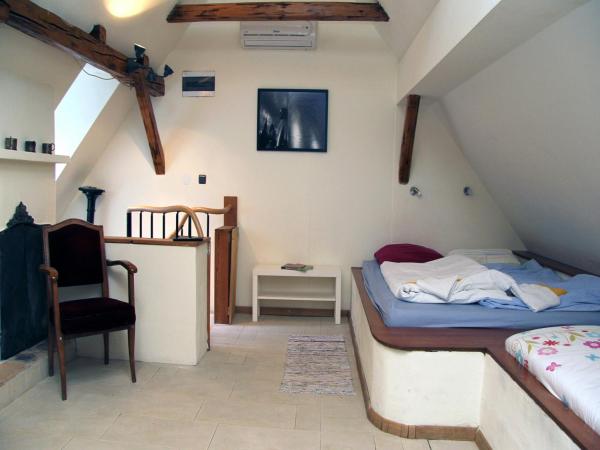Guesthouse Lessi : photo 6 de la chambre chambre triple confort