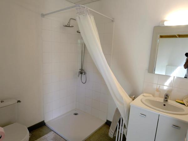 Les Bains Douches : photo 3 de la chambre studio avec vue sur jardin