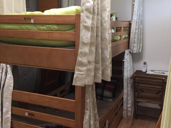 Aun : photo 3 de la chambre lit dans un dortoir de 4 lits