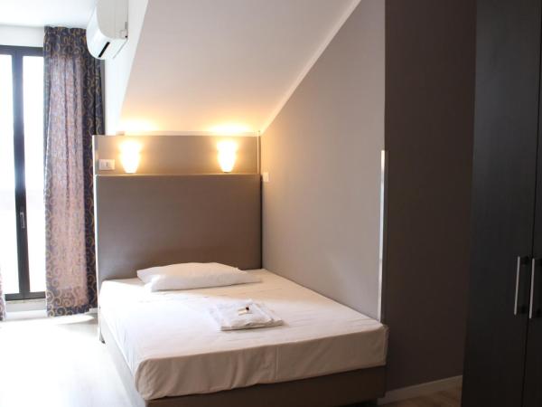 New Generation Hostel Milan Center Navigli : photo 5 de la chambre chambre sextuple