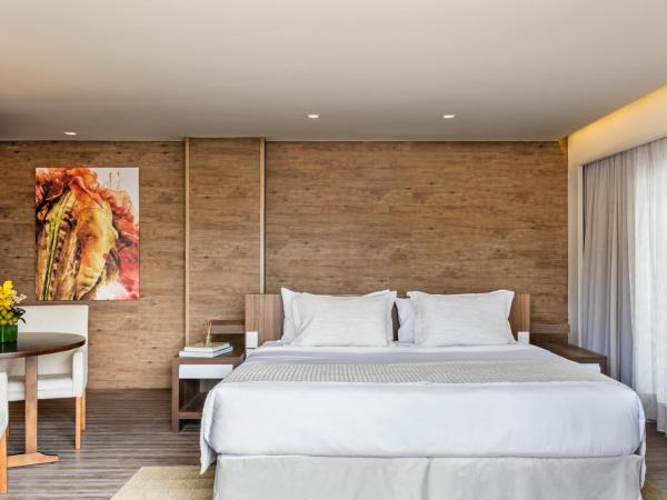 Vogue Square Fashion Hotel by Lenny Niemeyer : photo 5 de la chambre chambre lit king-size deluxe avec baignoire spa et balcon