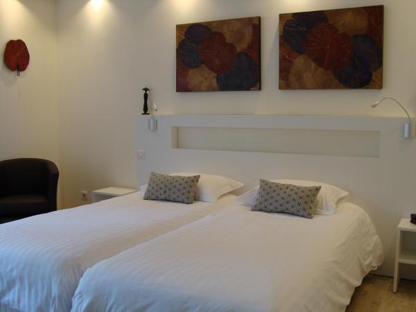 Hôtel Poste et Champanne : photo 1 de la chambre chambre lits jumeaux