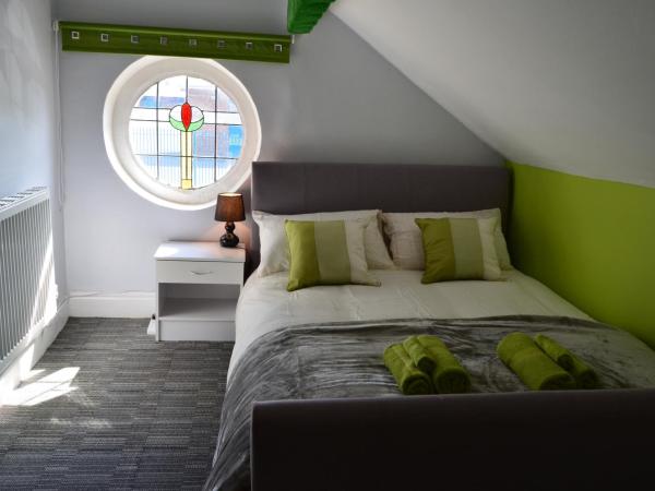 Old Trafford Guest House : photo 5 de la chambre chambre familiale deluxe