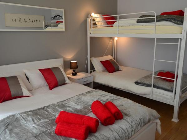 Old Trafford Guest House : photo 4 de la chambre chambre quadruple