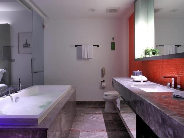 LiT BANGKOK Hotel : photo 4 de la chambre suite full spectrum