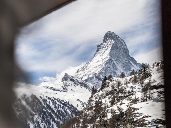Grand Hotel Zermatterhof : photo 1 de la chambre suite d'angle 1 chambre - vue sur le cervin