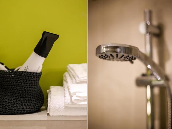 Soggiorni Canario : photo 7 de la chambre chambre triple avec salle de bains privative