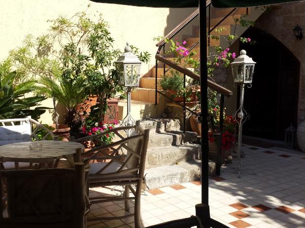 Petrino : photo 8 de la chambre studio avec vue sur le jardin

