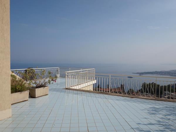 Hotel Mediterranée : photo 1 de la chambre chambre double ou lits jumeaux avec balcon - vue sur mer