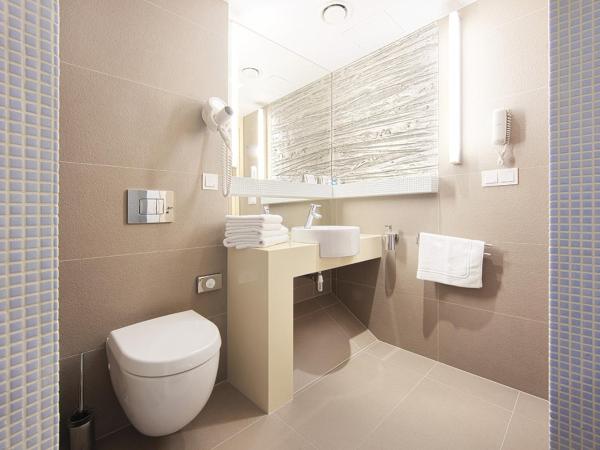 Niebieski Art Hotel & Spa : photo 10 de la chambre chambre familiale (2 adultes et 2 enfants)