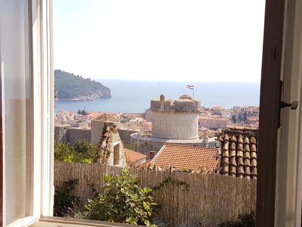 Rooms Vjera : photo 10 de la chambre chambre double avec salle de bains privative extérieure