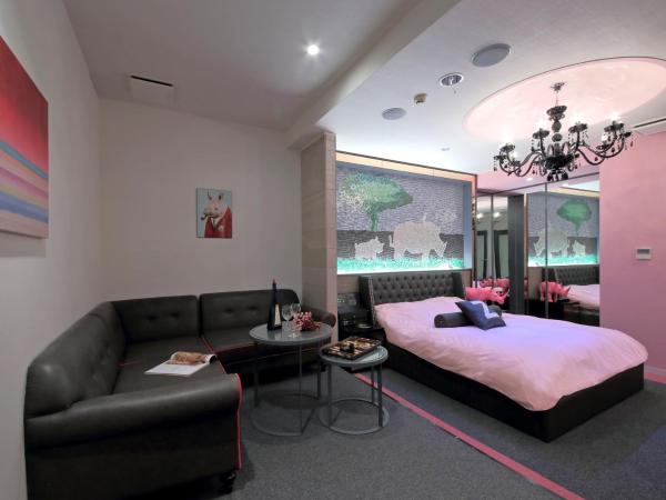 Design Hotel W Zip Club : photo 2 de la chambre suite lit queen-size de luxe avec baignoire spa