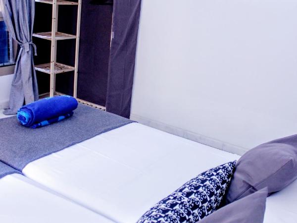 Feel Hostels Soho Malaga : photo 3 de la chambre chambre double avec salle de bains