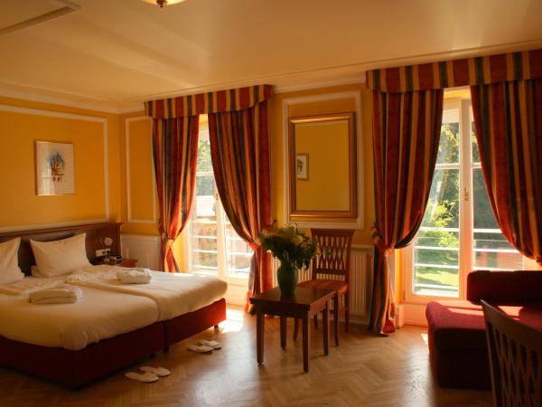 Château de Pourtalès : photo 5 de la chambre chambre double classique le château 