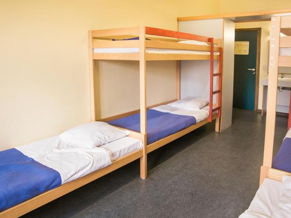 Hostel Europa : photo 3 de la chambre lit superposé dans dortoir pour femmes 