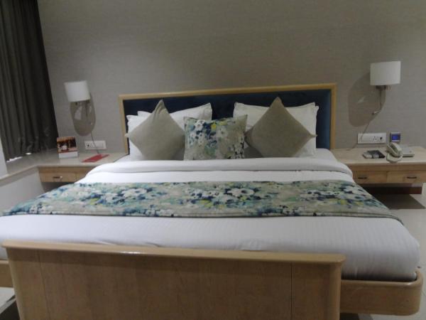 Hotel Suncity Apollo, Colaba : photo 3 de la chambre chambre deluxe double ou lits jumeaux