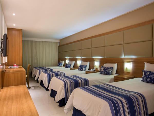 Hotel Atlantico Praia : photo 1 de la chambre chambre quintuple standard 