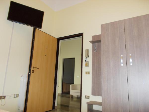 Villa Alba : photo 3 de la chambre chambre double avec salle de bains privative