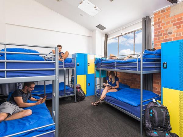 Secret Garden Backpackers, Sydney : photo 5 de la chambre lit dans dortoir mixte de 6 lits avec salle de bains commune (18-35 ans uniquement)