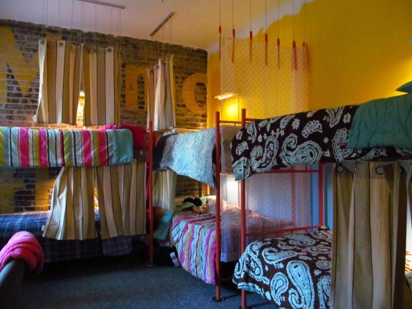 Venice Beach Hostel : photo 9 de la chambre chambre commune hebdomadaire réservée aux femmes