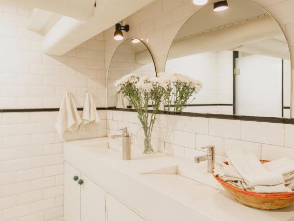 Abode Bombay : photo 5 de la chambre chambre double ou lits jumeaux basique (toilettes communes) – non-fumeurs