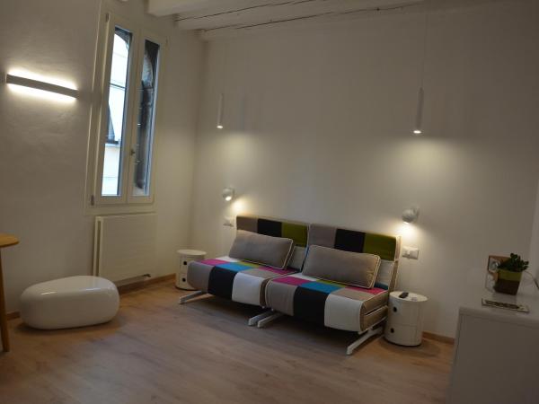 San Marco Design Suites : photo 4 de la chambre appartement 1 chambre avec canapé-lit