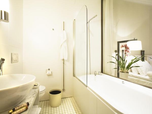 Ulfsunda Slott : photo 4 de la chambre chambre lits jumeaux standard