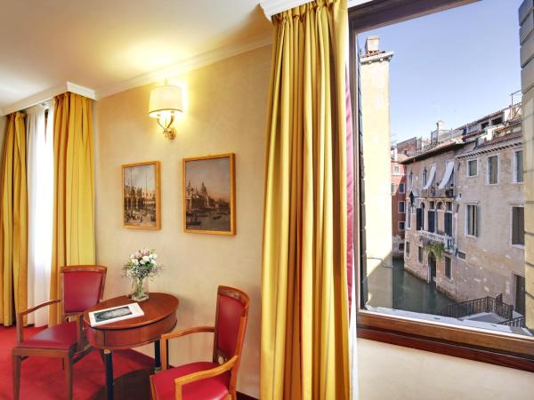 Hotel Donà Palace : photo 1 de la chambre suite confort