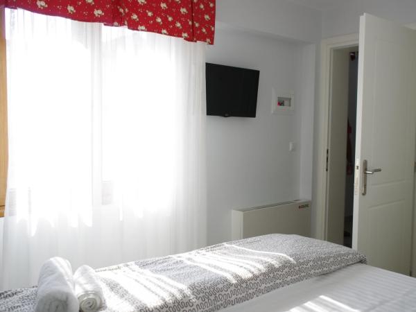 Nafsika : photo 3 de la chambre grande chambre double