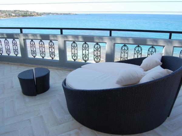 Villa Sonia : photo 10 de la chambre appartement supérieur - vue sur mer