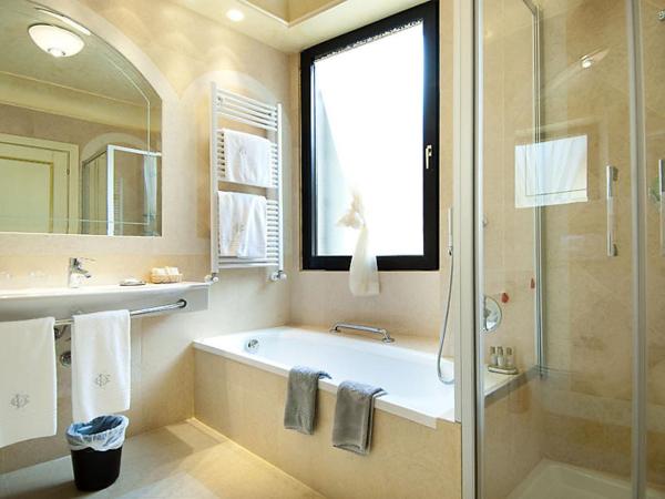 Hotel Colomba d'Oro : photo 8 de la chambre chambre double supérieure