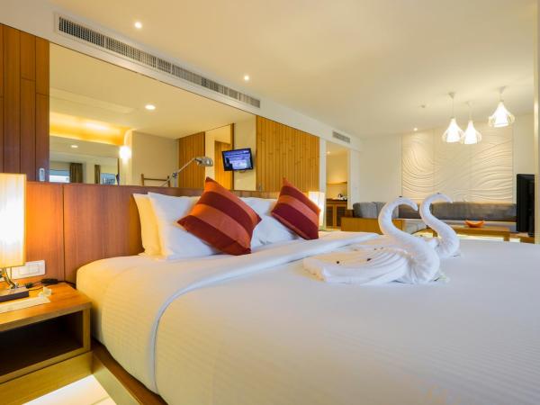 G Hua Hin Resort & Mall : photo 5 de la chambre suite avec jacuzzi et piscine