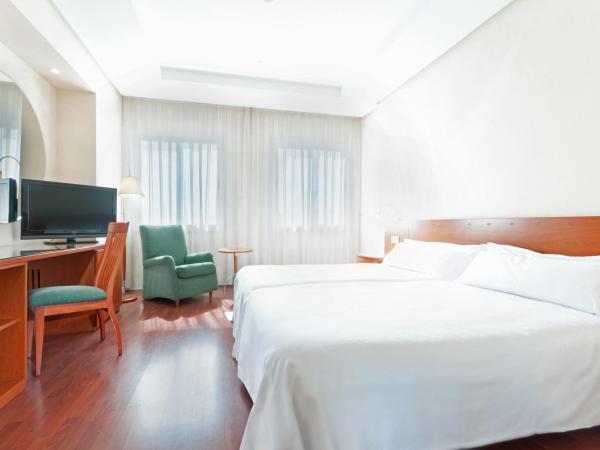 Hotel Madrid Chamartín, Affiliated by Meliá : photo 2 de la chambre chambre double ou lits jumeaux