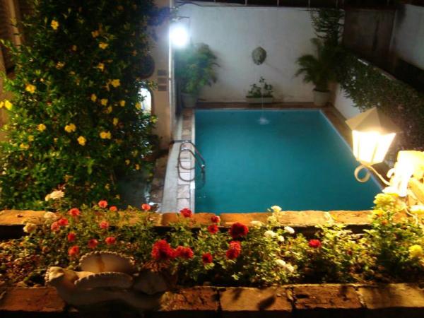 Chale Mineiro Hostel & Pousada : photo 2 de la chambre single bed in female dormitory room with shared external bathroom