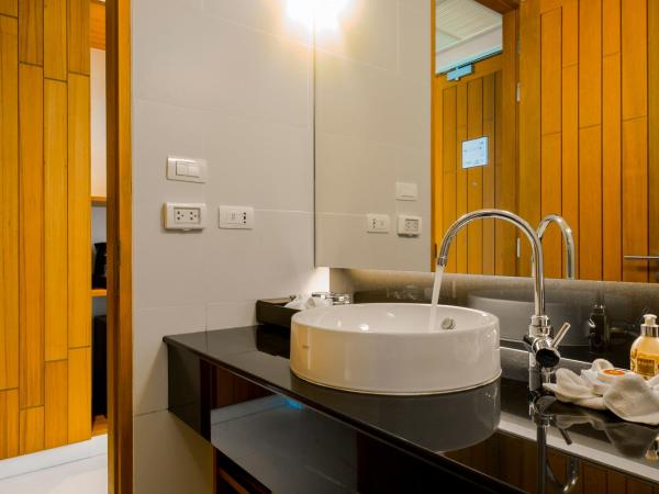 G Hua Hin Resort & Mall : photo 8 de la chambre hébergement deluxe avec piscine jacuzzi