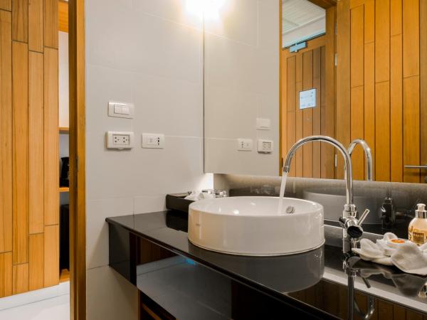 G Hua Hin Resort & Mall : photo 1 de la chambre hébergement deluxe avec piscine jacuzzi