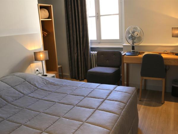 Hotel du Théatre : photo 2 de la chambre chambre triple standard